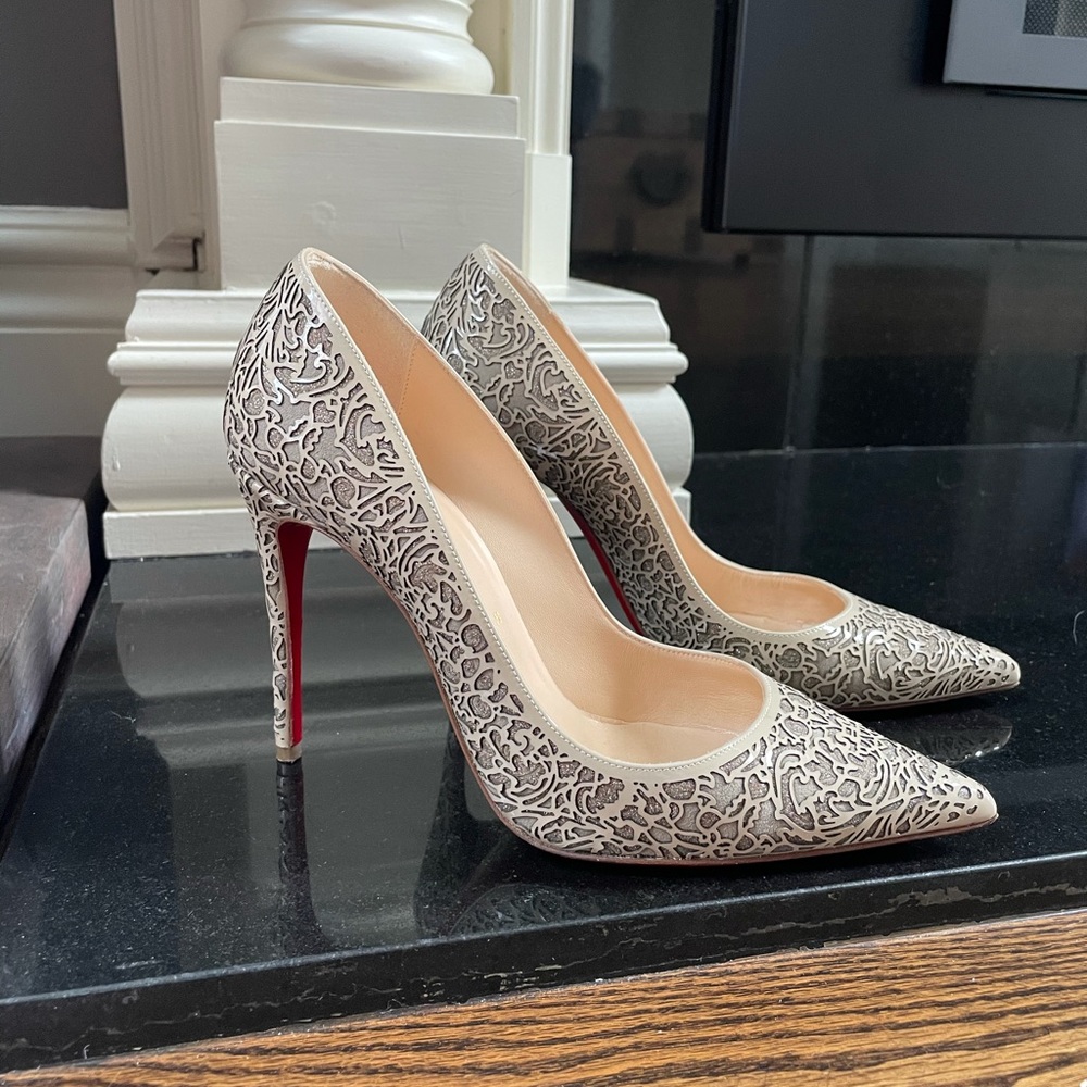 Christian louboutin so pretty beige lasercut stiletto 100mm metallic size 37.5 - Picture 8 of 8